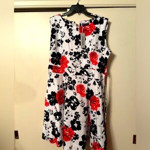 Black white and red flower print dress w/ tie back